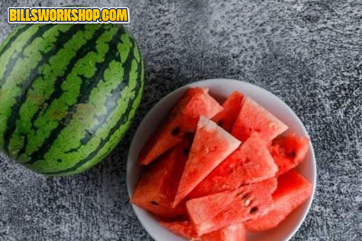 Watermelon Diet: Detox Kilat 5 Hari Hanya Makan Semangka, Efektif atau Bahaya?
